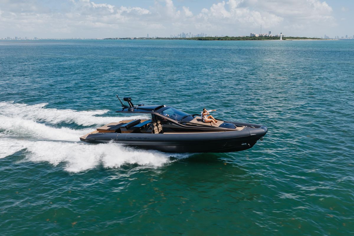 2025 Anvera 48 
