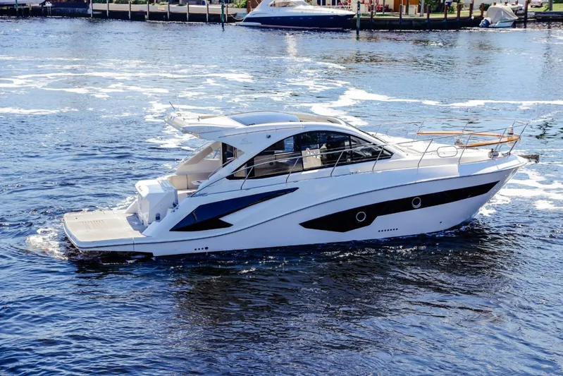 Romaniac Yacht Photos Pics 