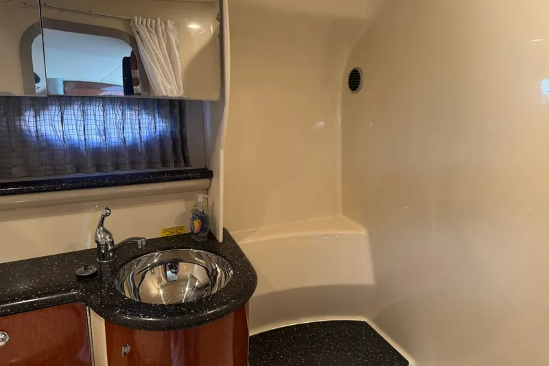  Yacht Photos Pics 2008 Formula 400 Super Sport yacht bathroom with sink and mirror.