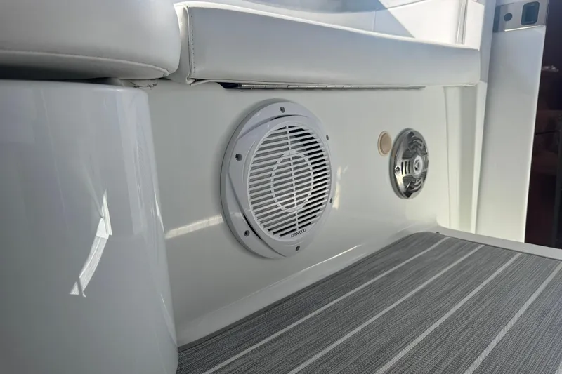  Yacht Photos Pics 2008 Formula 400 Super Sport boat interior with speakers and cushioned seating.