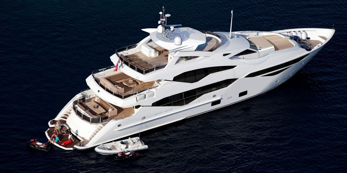 2014 Sunseeker 131 