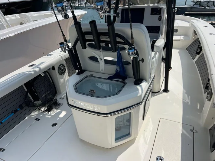  Yacht Photos Pics 2023 Pathfinder 2700 Open - Image 30