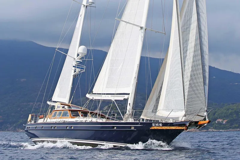 Alme Sol Yacht Photos Pics Jongert 31T ALME SOL