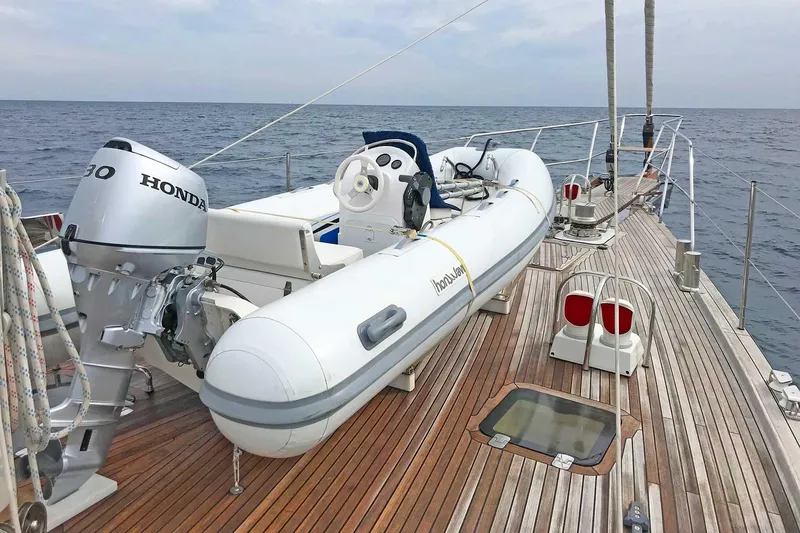 Alme Sol Yacht Photos Pics Dinghy