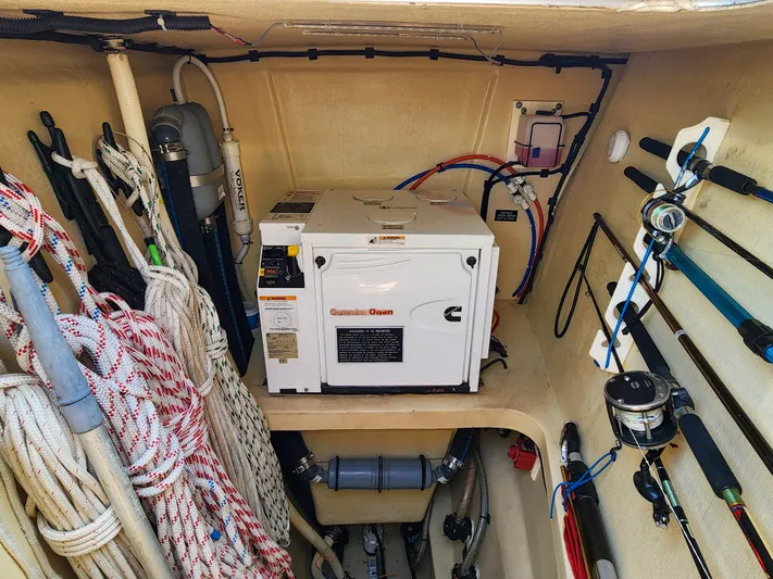 Frolic Yacht Photos Pics 