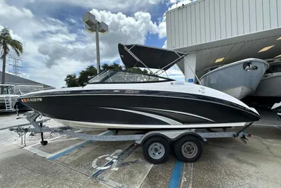 Yamaha Boats AR240 HO