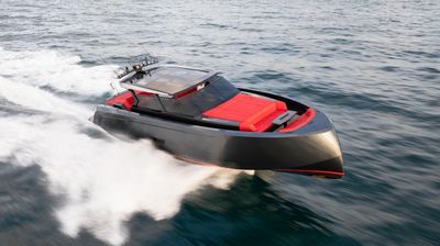 Yacht