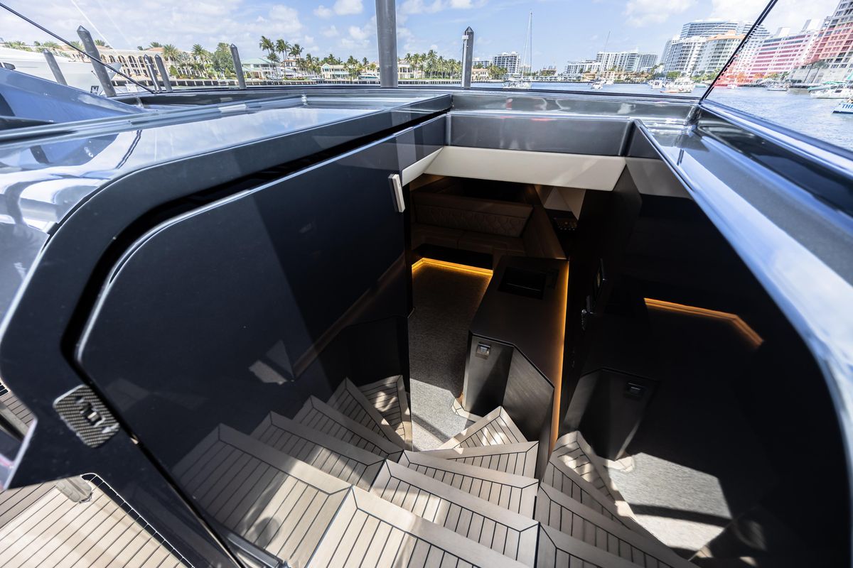2023 Vanquish Yachts 58 