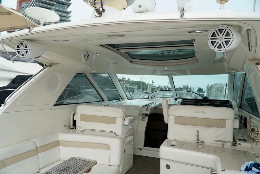 2010 Sea Ray 450 Sundancer