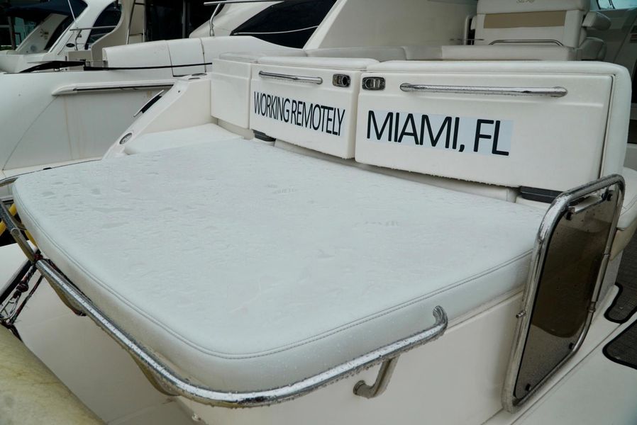 2010 Sea Ray 450 Sundancer