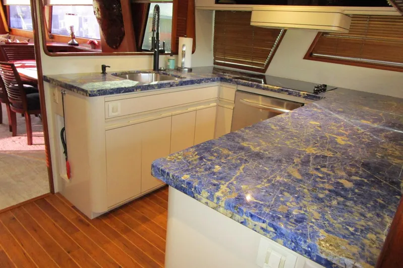 Lucky Stars Yacht Photos Pics Galley looking aft