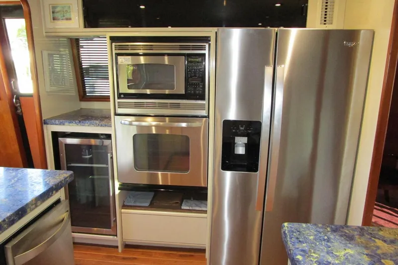 Lucky Stars Yacht Photos Pics Galley looking to port