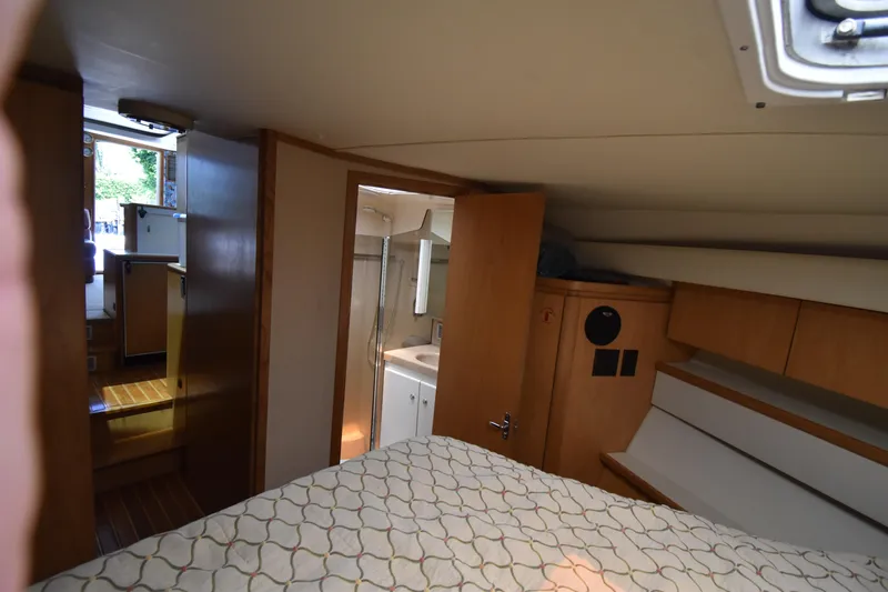  Yacht Photos Pics Master stateroom looking towards the head