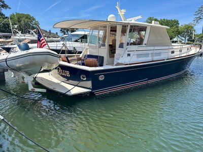 Yacht