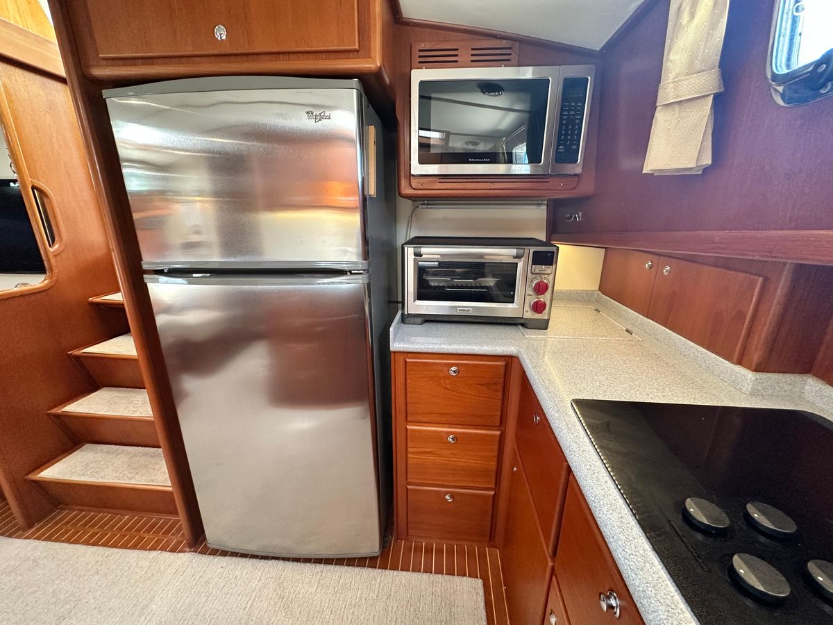 2004 Grand Banks 49 