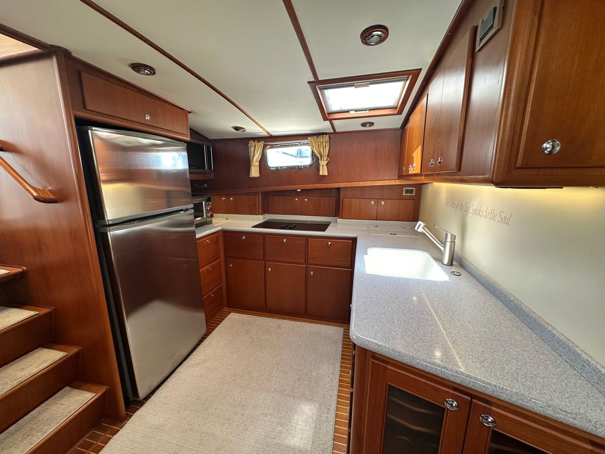 2004 Grand Banks 49 