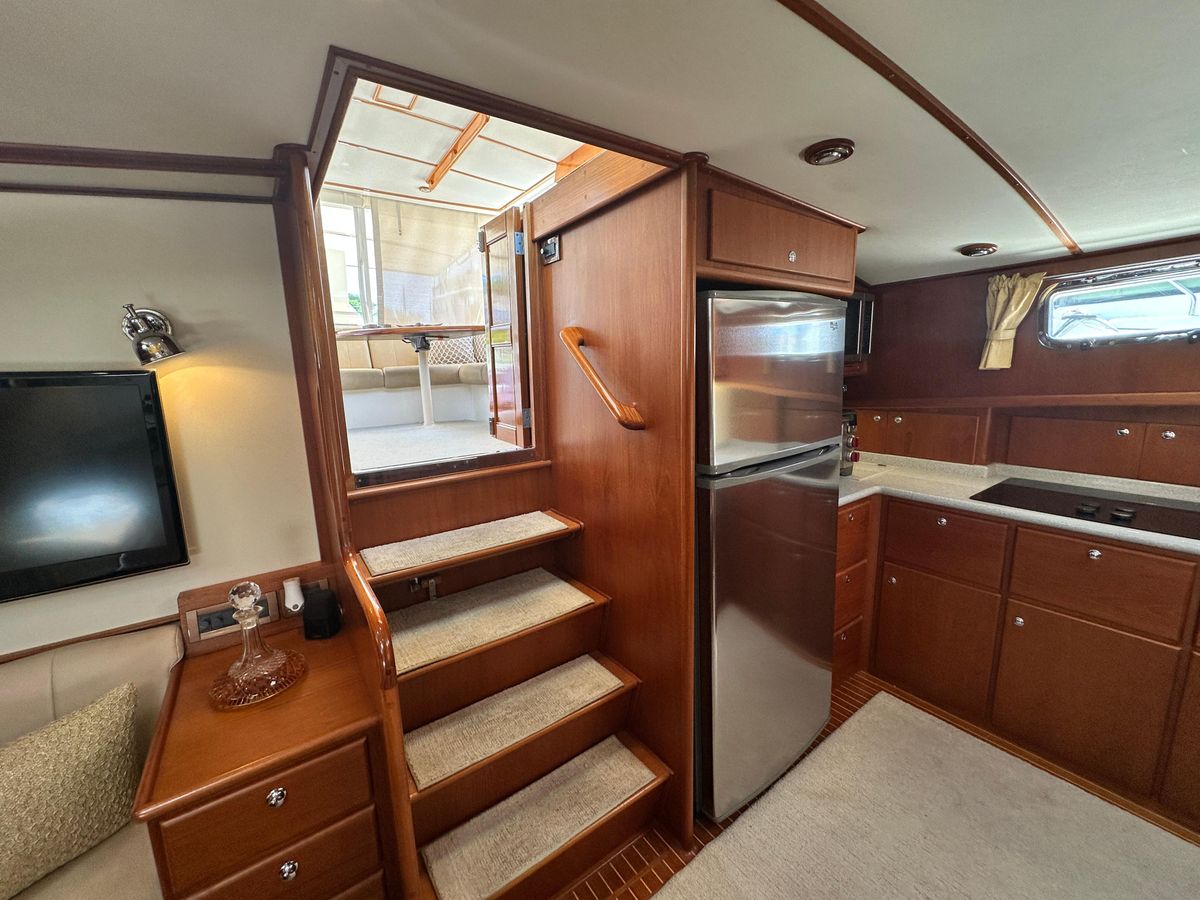 2004 Grand Banks 49 