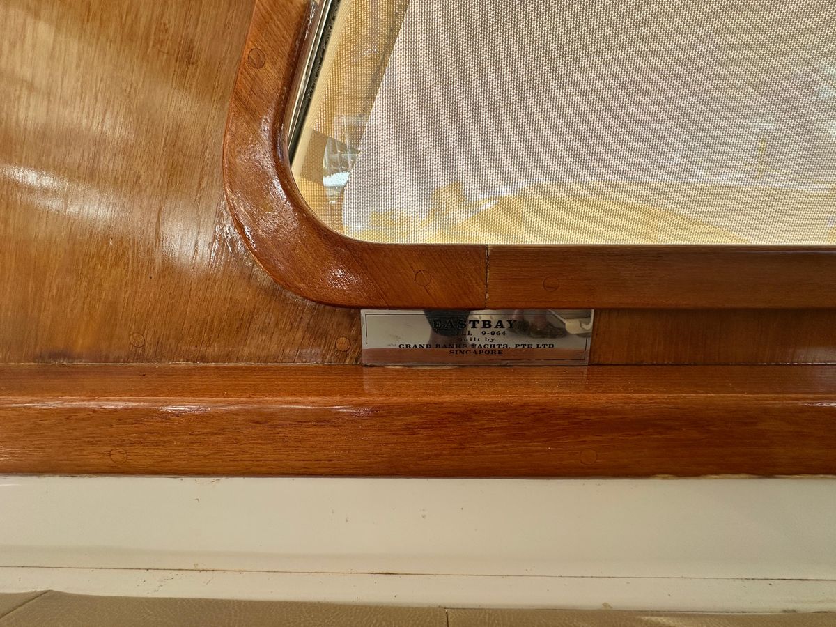 2004 Grand Banks 49 