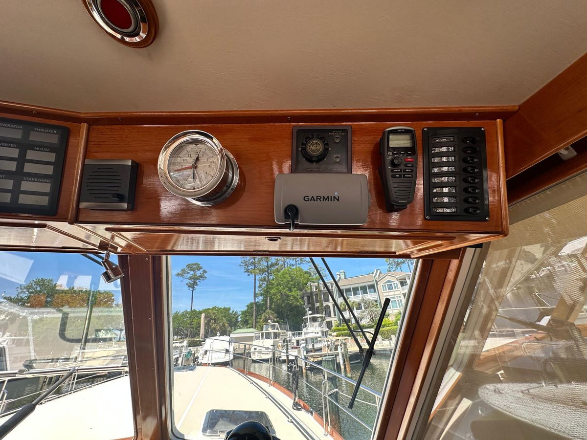 2004 Grand Banks 49 