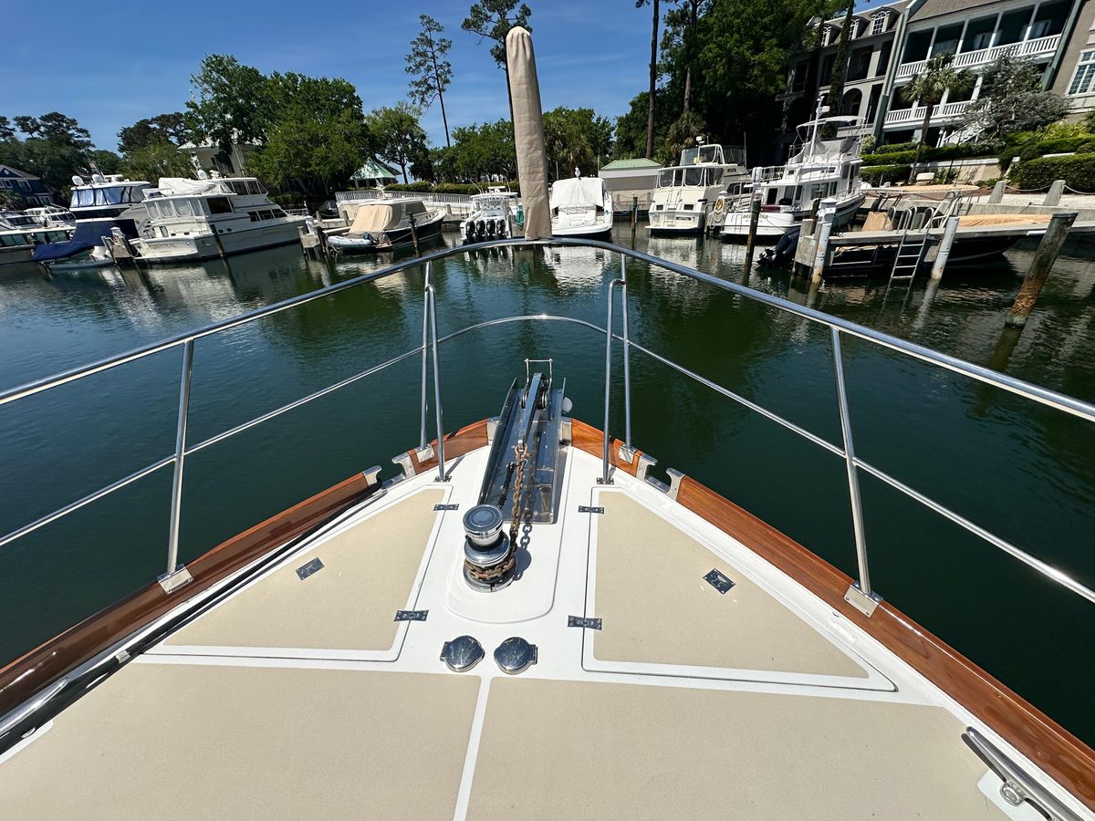 2004 Grand Banks 49 