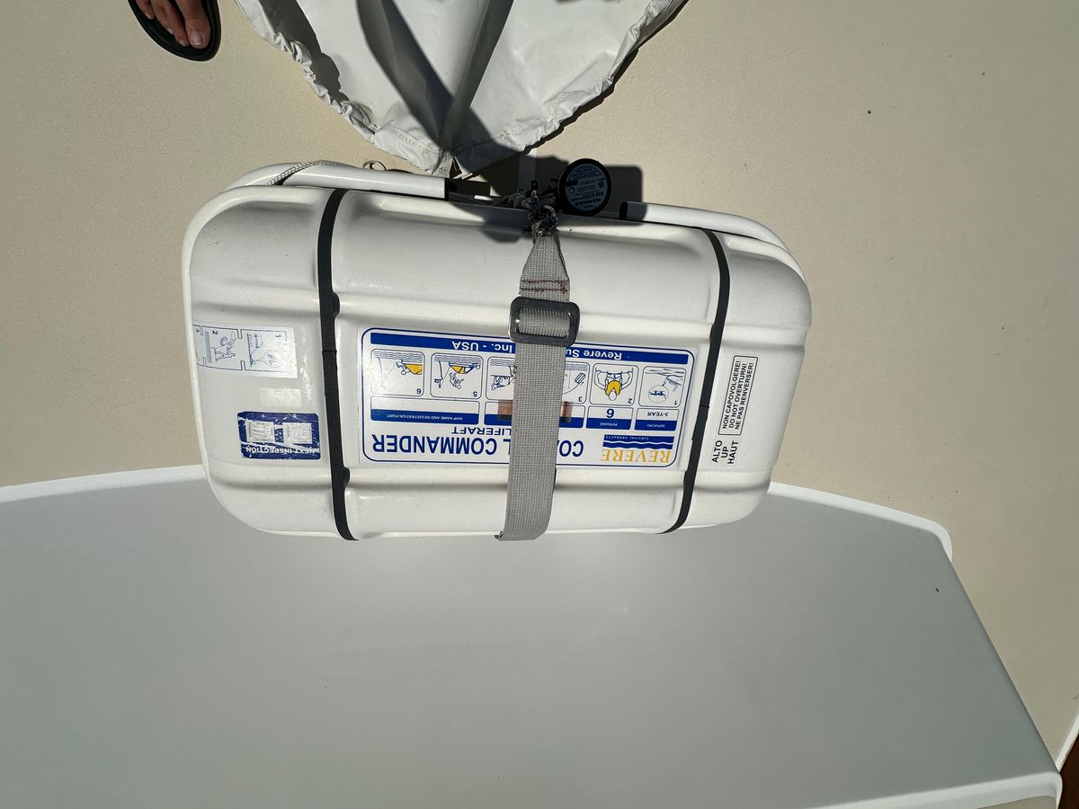 2004 Grand Banks 49 