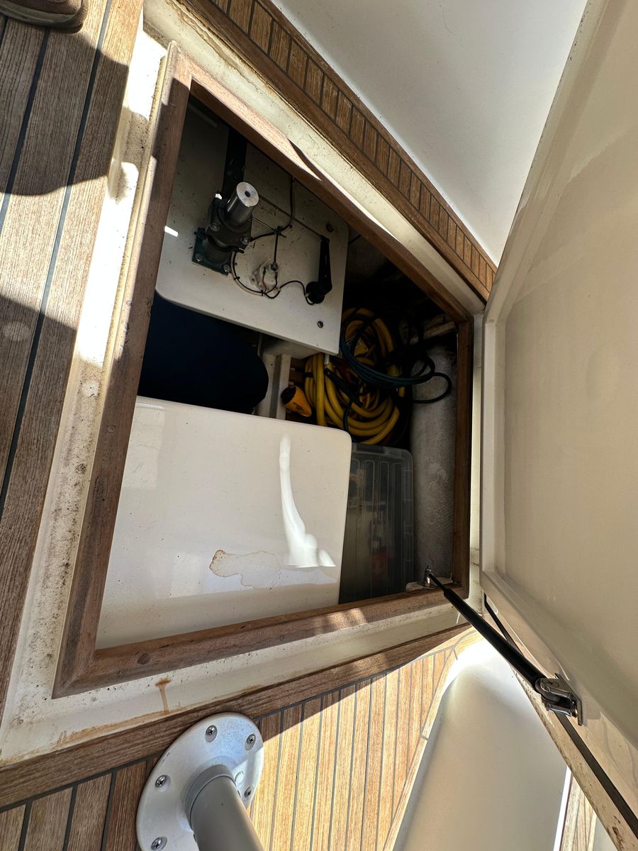 2004 Grand Banks 49 
