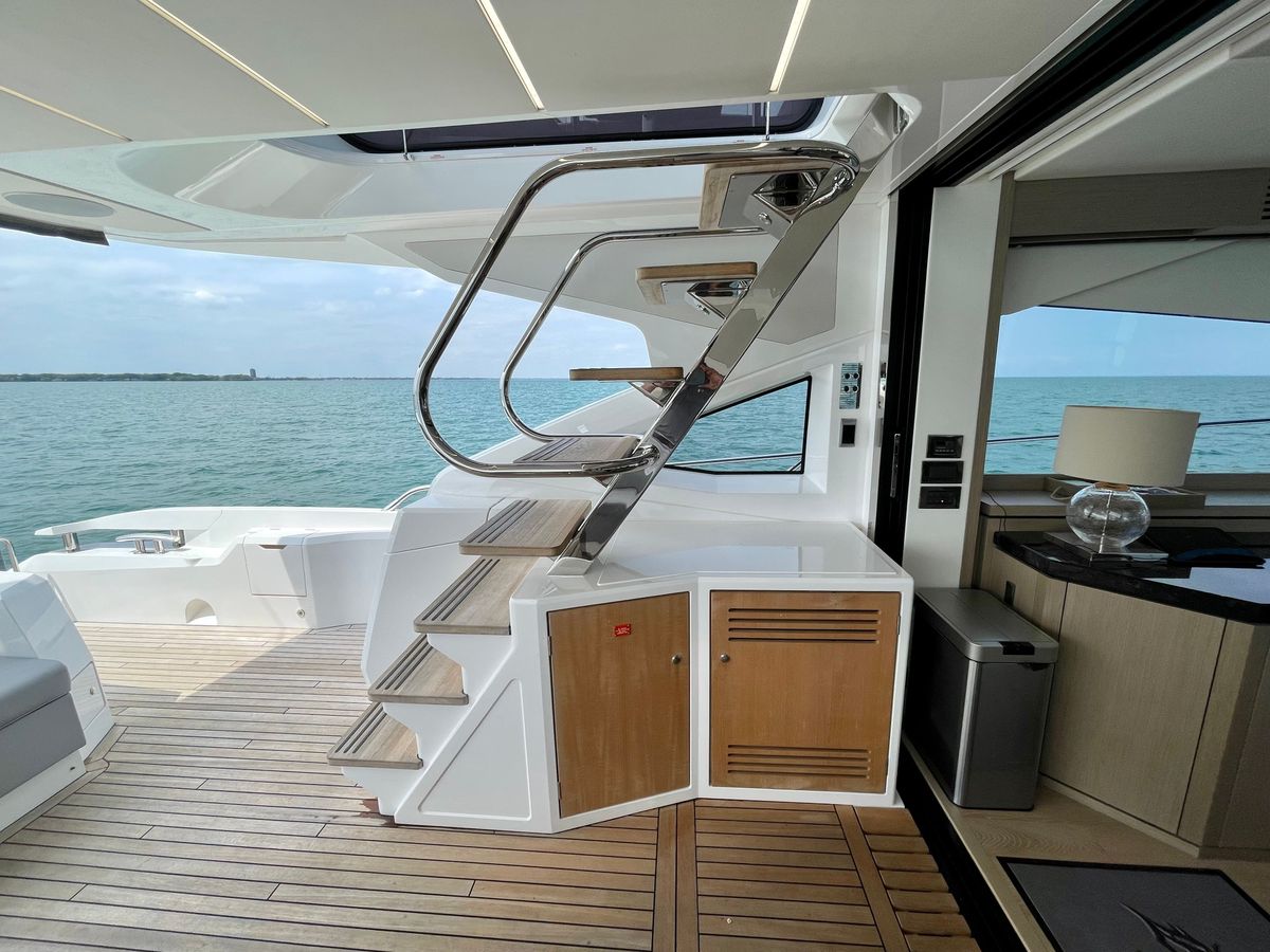2020 Sunseeker 74
