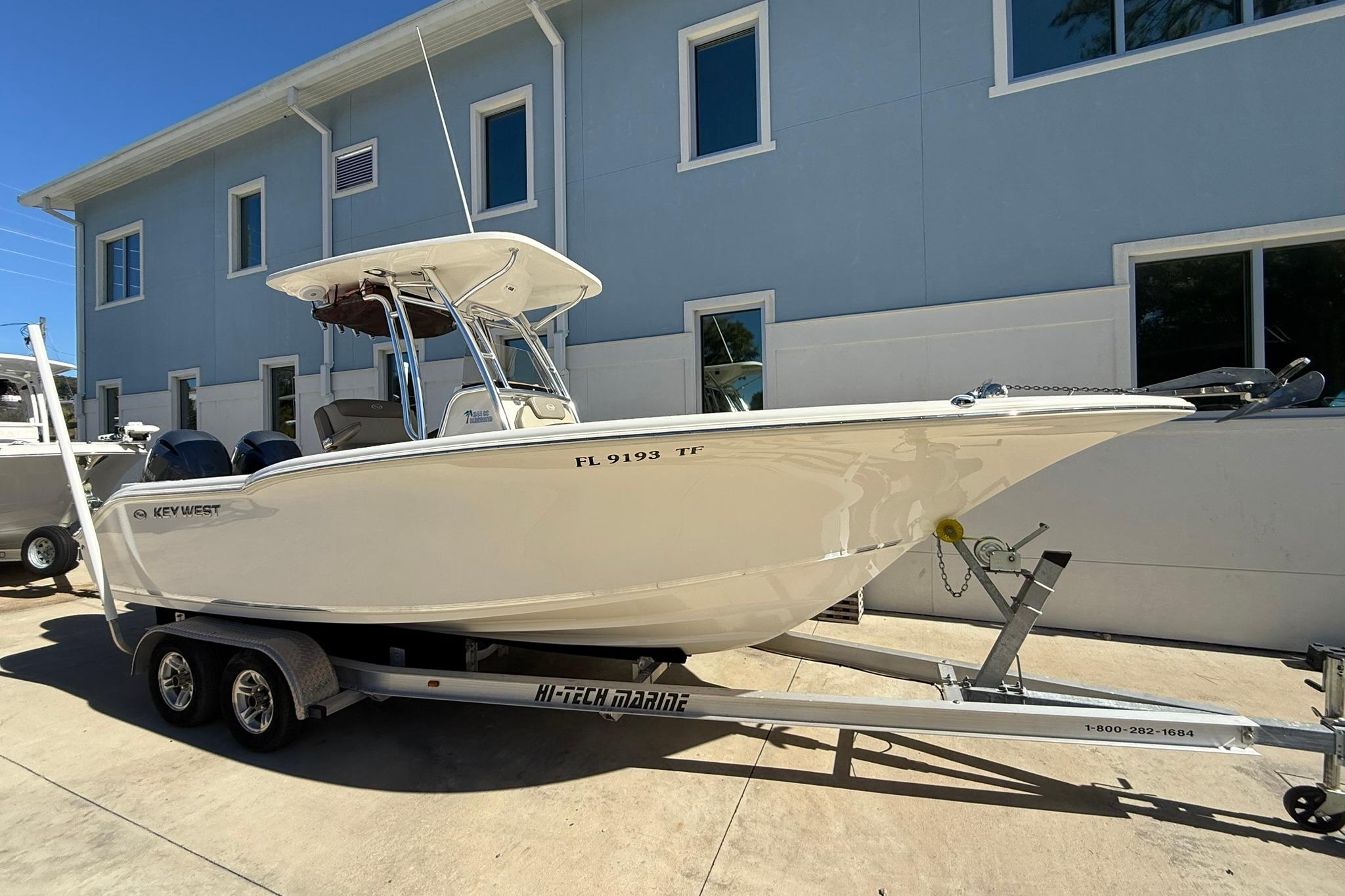 Key West 244 Center Console