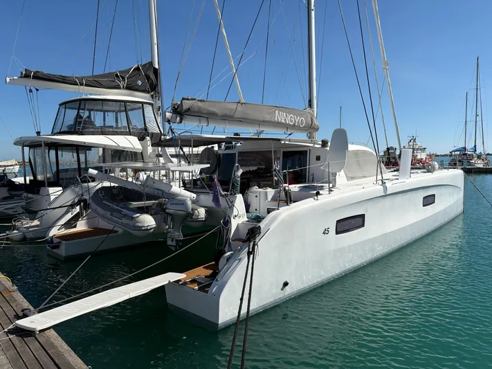 Ningyo Yacht Photos Pics 