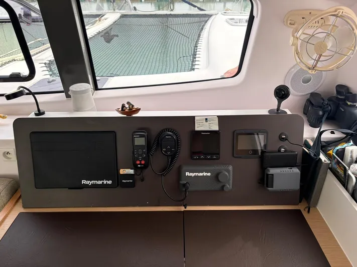 Ningyo Yacht Photos Pics 