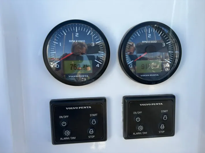 Ningyo Yacht Photos Pics 