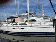 1994 Hunter 42 Passage