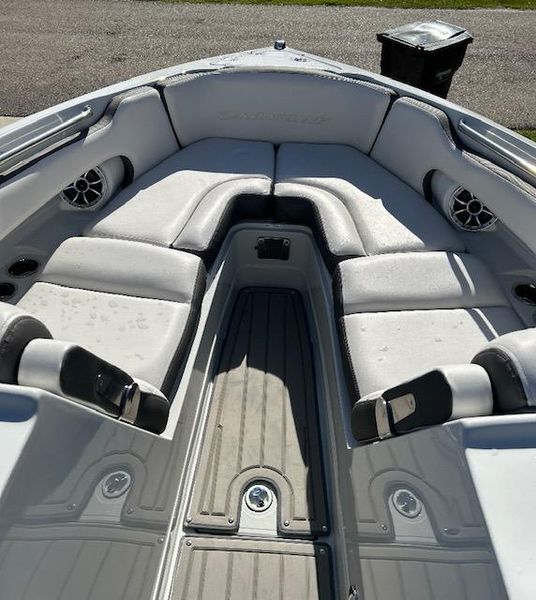 2023 Crownline 260 XSS