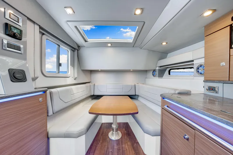 Ski 2 Sea Yacht Photos Pics 