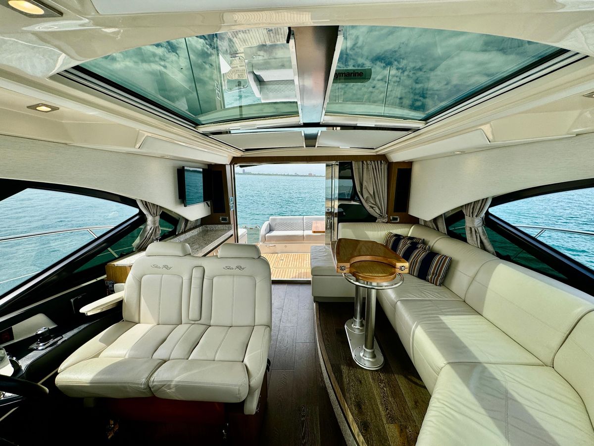 2017 Sea Ray 51 