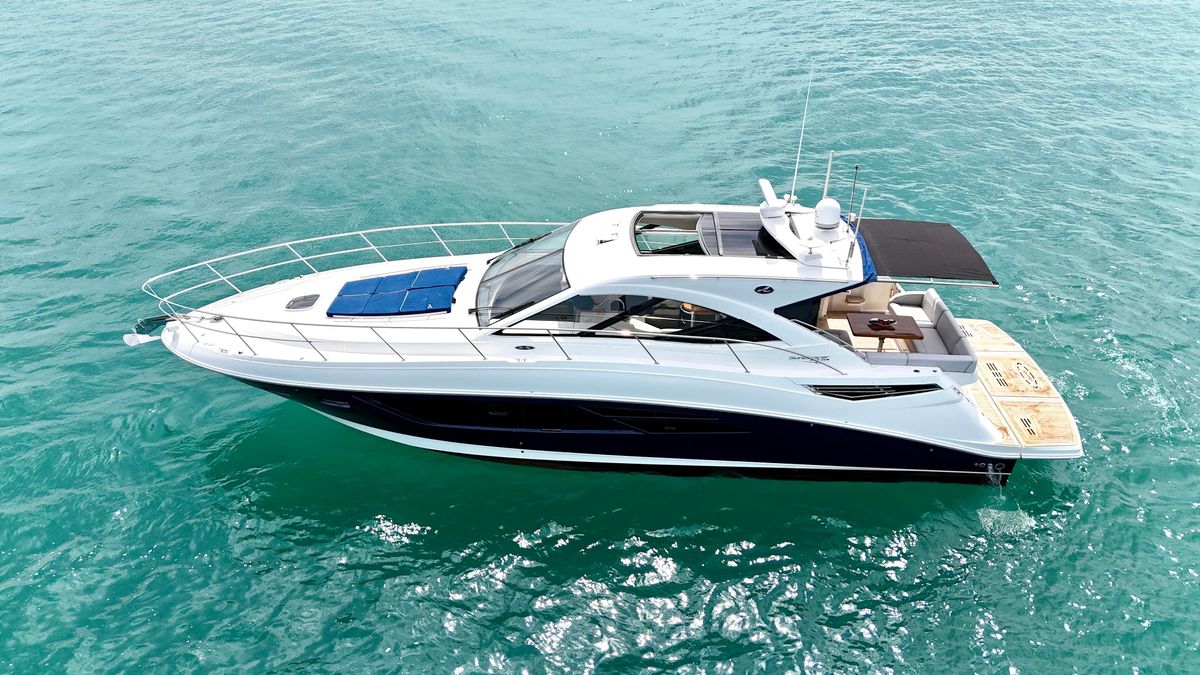 2017 Sea Ray 51 