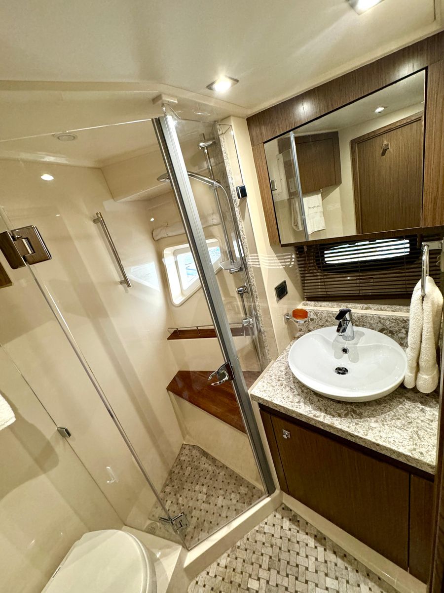 2017 Sea Ray 51 