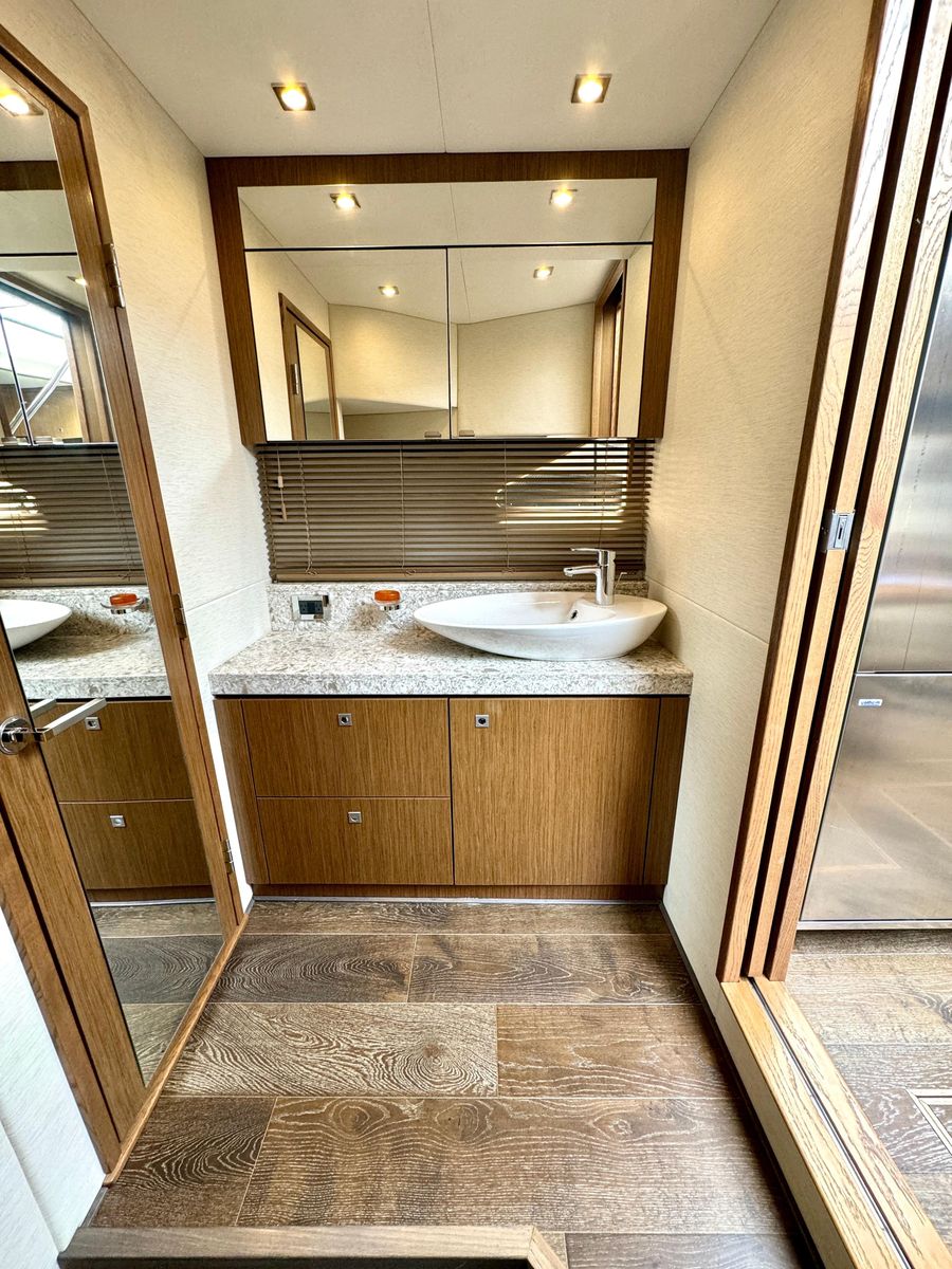 2017 Sea Ray 51 