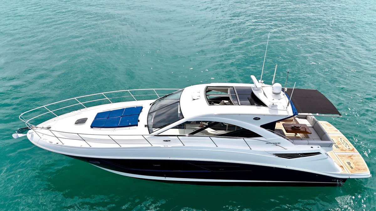 2017 Sea Ray 51 