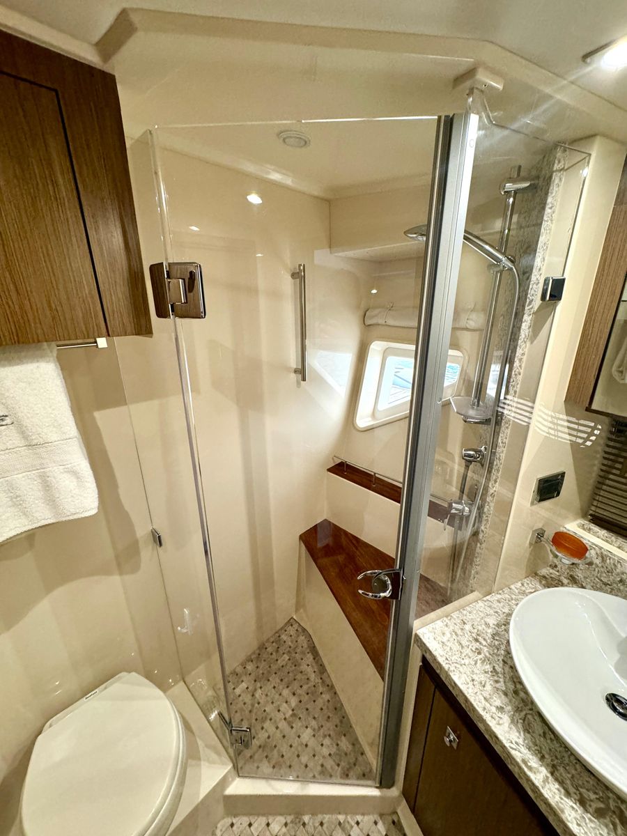 2017 Sea Ray 51 