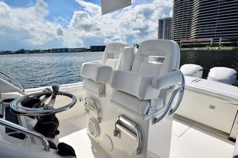 Hittin' Singles Yacht Photos Pics 