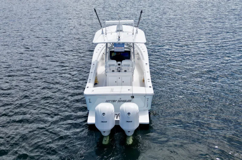 Hittin' Singles Yacht Photos Pics 