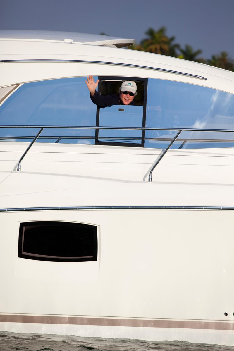 2012 Prestige 44 