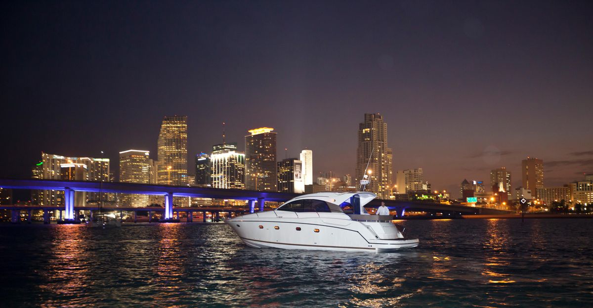 2012 Prestige 44 