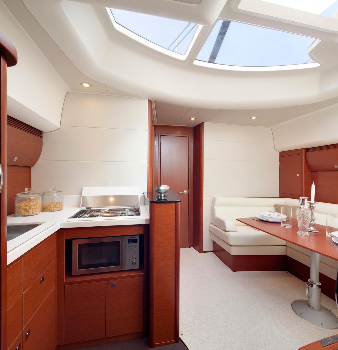 2012 Prestige 44 