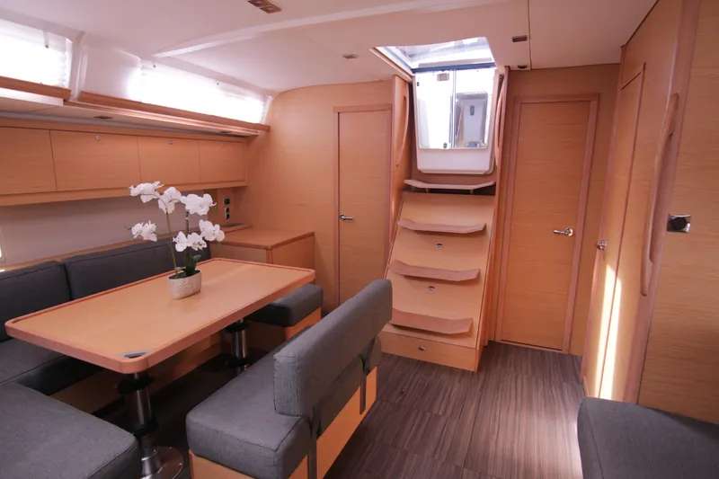 Dufour 47 Yacht Photos Pics 