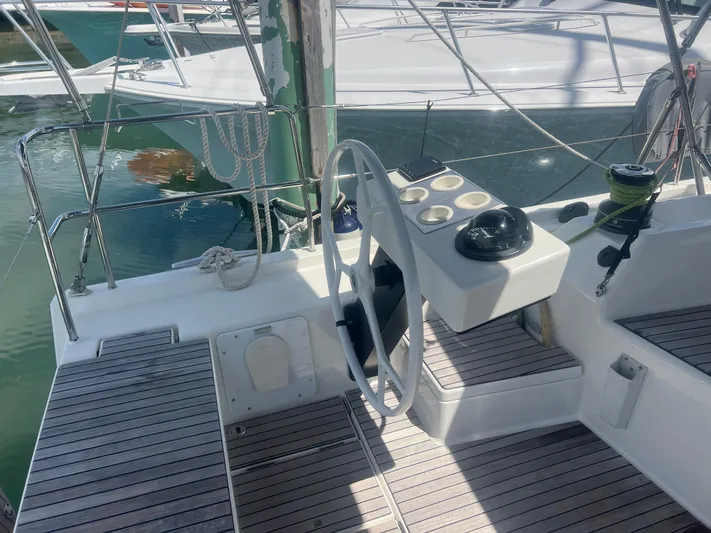 Dufour 47 Yacht Photos Pics 