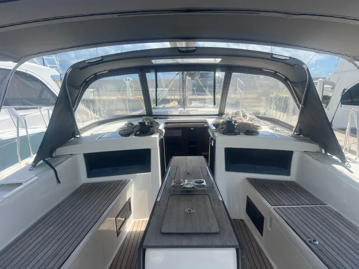 Dufour 47 Yacht Photos Pics 