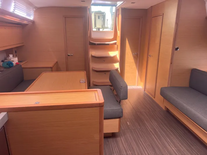 Dufour 47 Yacht Photos Pics 