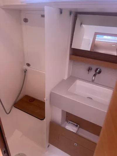 Dufour 47 Yacht Photos Pics 